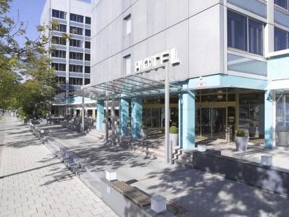 Holiday Inn Munich-Schwabing Esterno foto